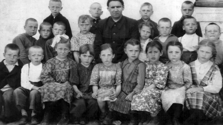 Першокласники. 1951 рік