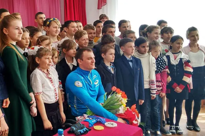 Зустріч учнів шкіл з Максимом Яровим