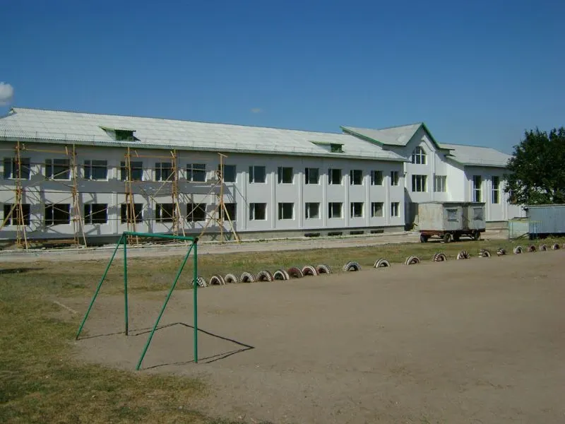 Школа села Трихати