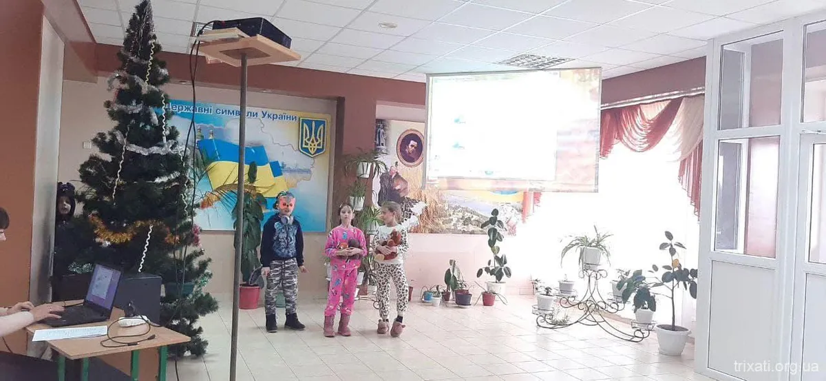 Святий Миколай, ти до нас завітай!