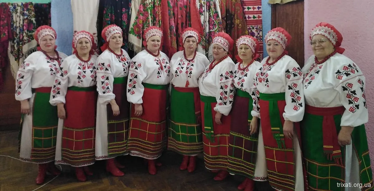 Пісенні барви – “народний” колектив