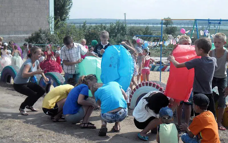 Відкріття дітячого майданчика