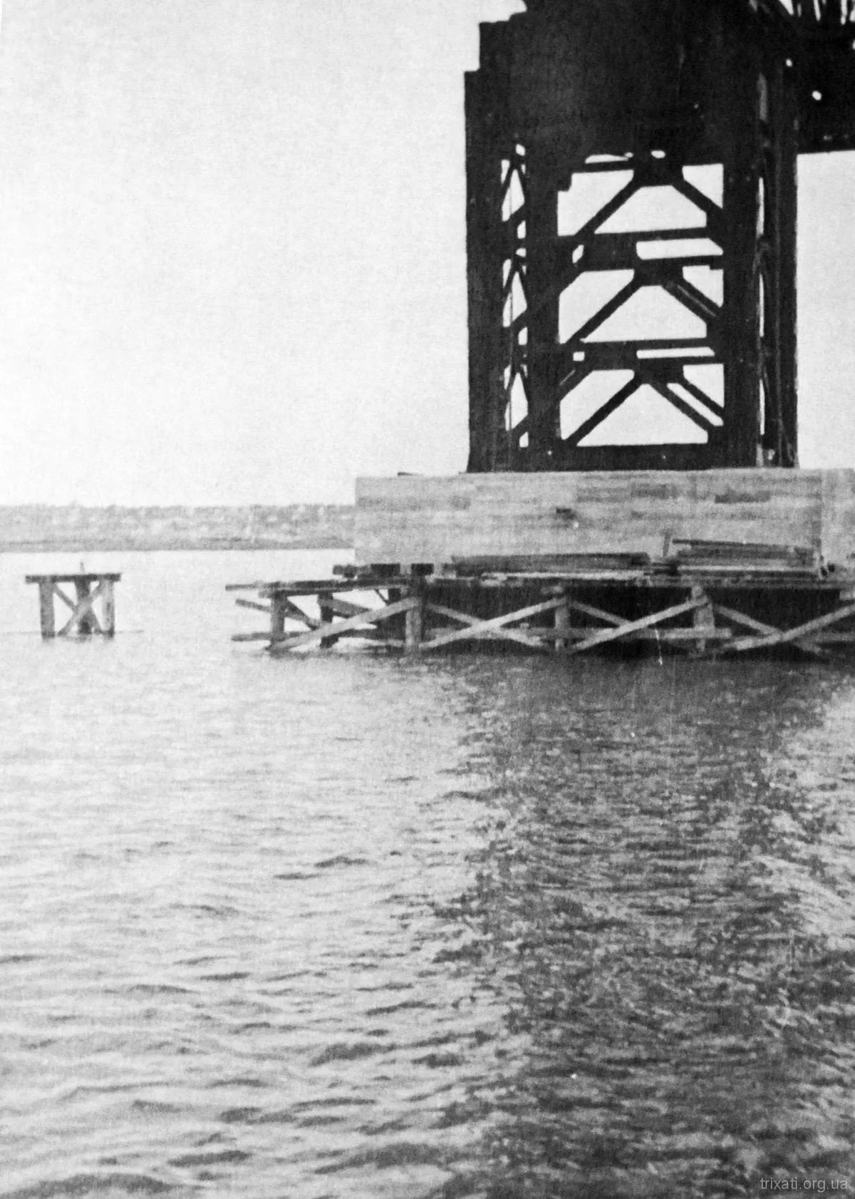 Будівництво залізничного мосту через Буг. 1943