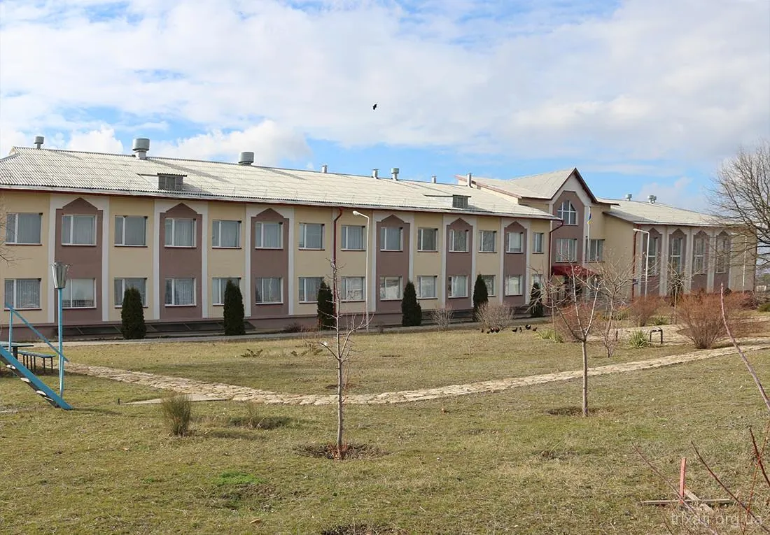 Школа перед відкриттям