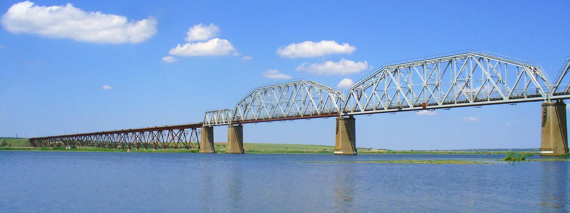 Залізничний міст
